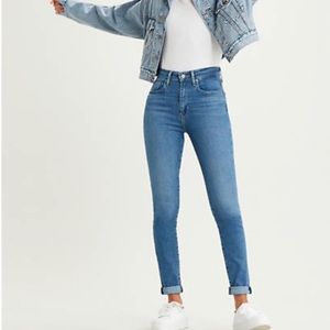 Levis 721 high waisted skinny jeans